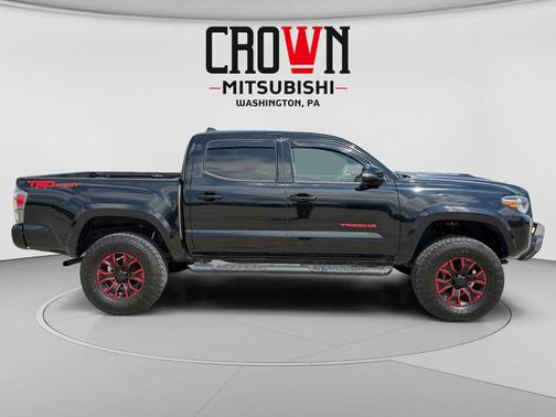 Midnight Black Metallic 2022 Toyota Tacoma TRD Sport