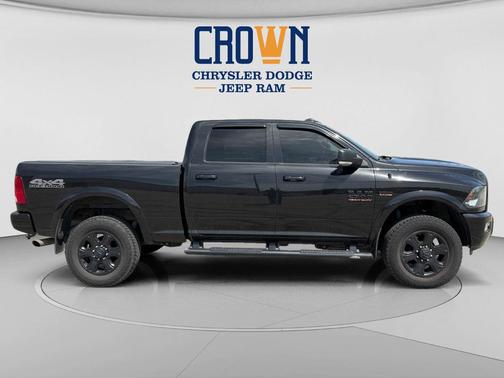 Brilliant Black Crystal Pearlcoat 2017 RAM 2500 Big Horn Crew Cab 4x4 6'4' Box