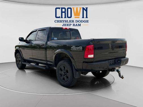 Brilliant Black Crystal Pearlcoat 2017 RAM 2500 Big Horn Crew Cab 4x4 6'4' Box