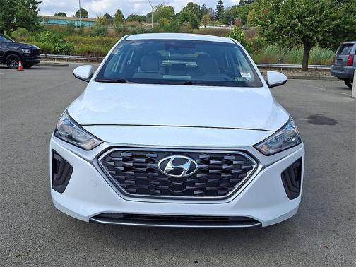 2022 Hyundai IONIQ Hybrid Blue