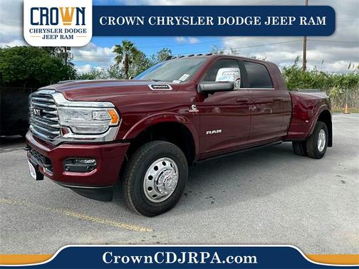 2024 RAM 3500 Laramie Crew Cab 4x4 8' Box