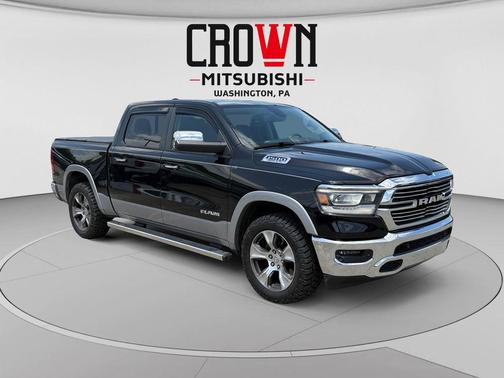 Diamond Black Crystal Pearlcoat 2019 RAM 1500 Laramie
