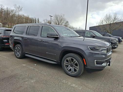 2024 Jeep Wagoneer L Series II 4x4
