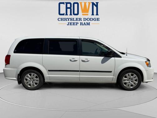 White Knuckle Clearcoat 2018 Dodge Grand Caravan SE