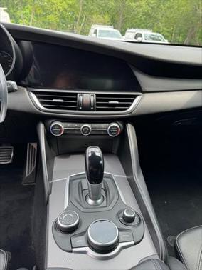 2018 Alfa Romeo Giulia Ti Sport