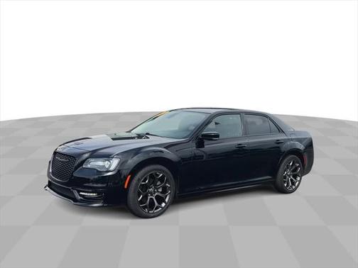 2021 Chrysler 300 Touring
