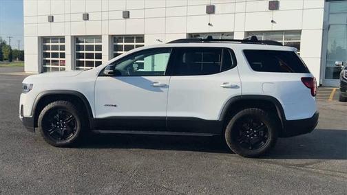 2022 GMC Acadia AWD AT4