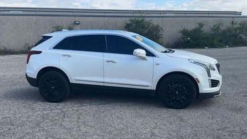White 2021 Cadillac XT5 Premium Luxury