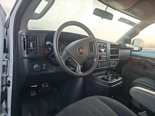 2023 GMC Savana 2500 Work Van