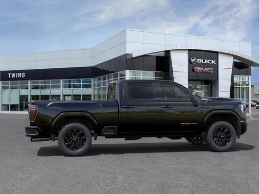 2025 GMC Sierra 2500 AT4