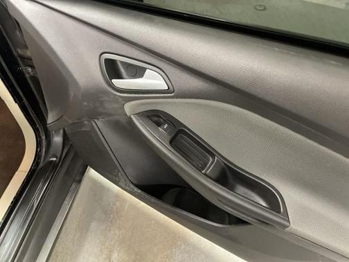 2014 Ford Focus SE for sale in Columbus, OH - image 19