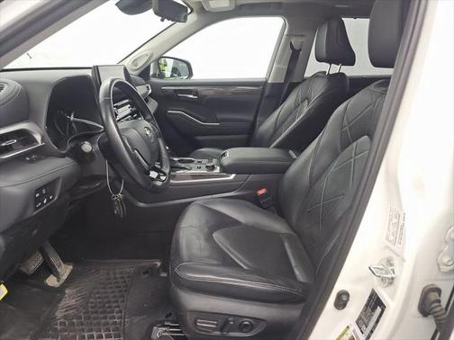 2020 Toyota Highlander Platinum