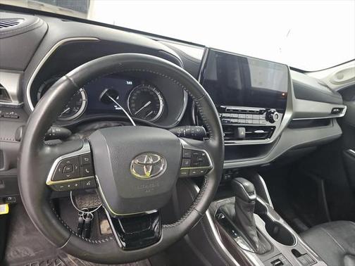 2020 Toyota Highlander Platinum