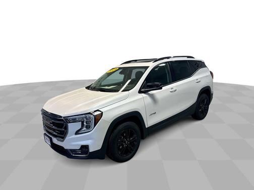 2024 GMC Terrain AWD AT4