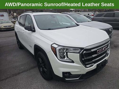 2024 GMC Terrain AWD AT4