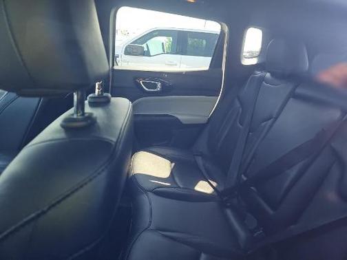 White 2025 Jeep Compass Limited