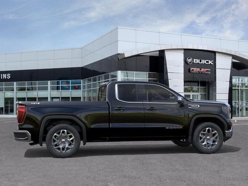 Onyx Black 2026 GMC Sierra 1500 SLE