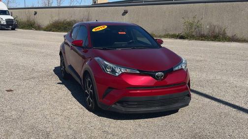 Pearl 2018 Toyota C-HR XLE