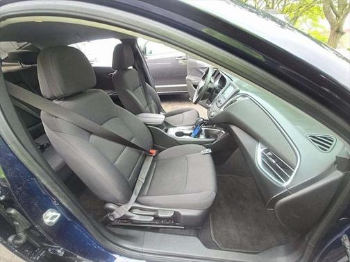 2017 Chevrolet Malibu 1LT