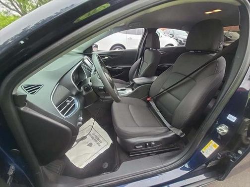 2017 Chevrolet Malibu 1LT