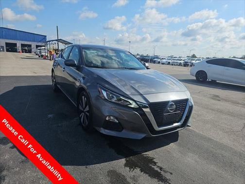 2022 Nissan Altima 2.5 SV