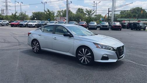 2021 Nissan Altima SR FWD