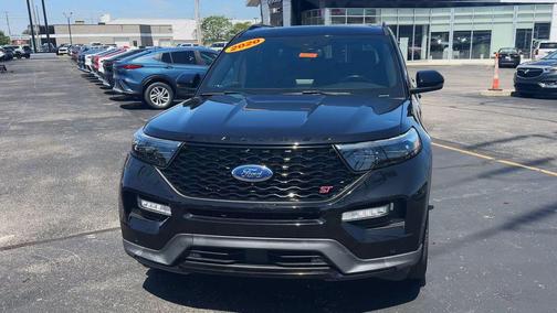 Black 2020 Ford Explorer ST