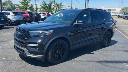 Black 2020 Ford Explorer ST