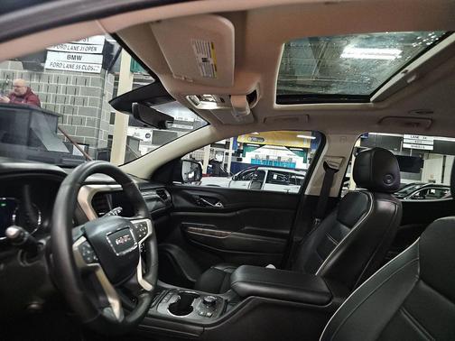 Black 2023 GMC Acadia Denali