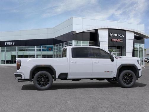 2025 GMC Sierra 2500 AT4
