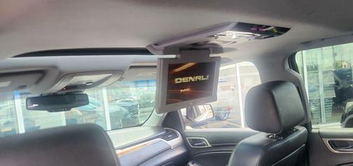 Silver 2016 GMC Yukon Denali