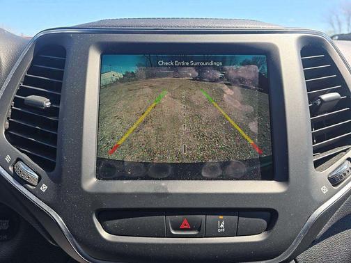 Gray 2022 Jeep Cherokee Latitude Lux