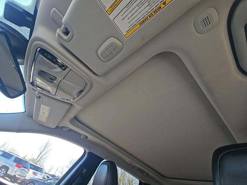 Gray 2022 Jeep Cherokee Latitude Lux