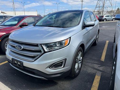 Silver 2017 Ford Edge Titanium