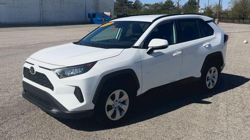 2021 Toyota RAV4 LE