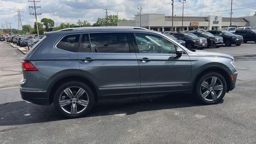 Gray 2021 Volkswagen Tiguan 2.0T SEL