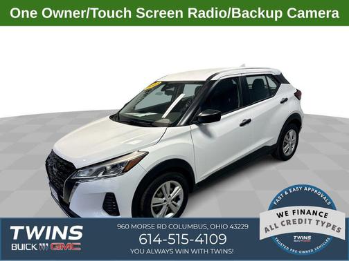 White 2023 Nissan Kicks S