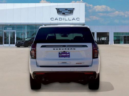 2022 Chevrolet Suburban RST