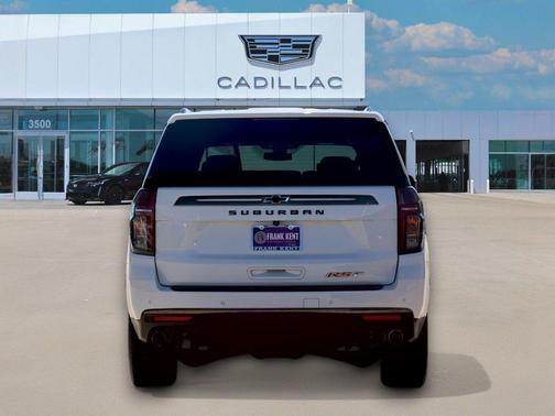 2022 Chevrolet Suburban RST