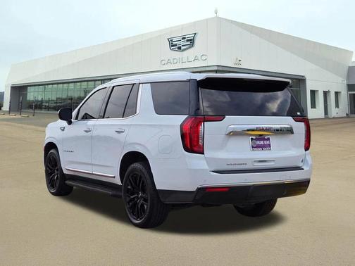 2022 GMC Yukon SLT