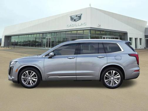 2025 Cadillac XT6 Premium Luxury FWD