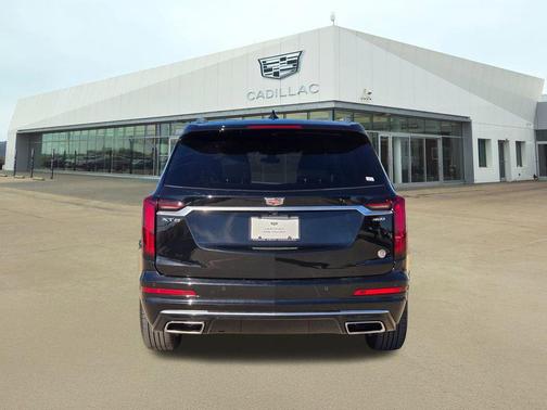 2025 Cadillac XT6 Premium Luxury FWD