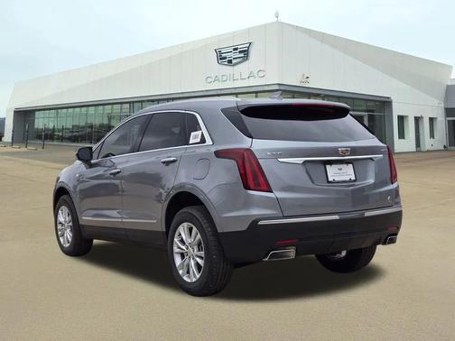 2026 Cadillac XT5 Luxury