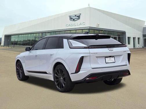 2026 Cadillac LYRIQ V