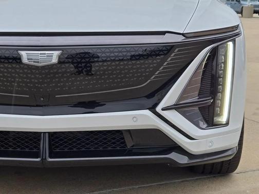 2026 Cadillac LYRIQ V