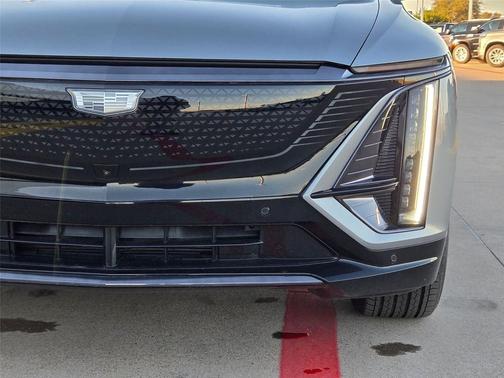 Argent Silver Metallic 2026 Cadillac LYRIQ Sport