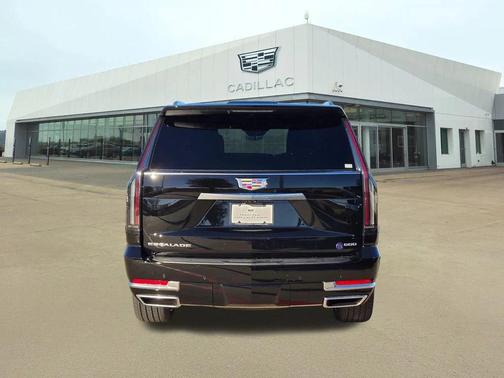 2026 Cadillac Escalade Luxury