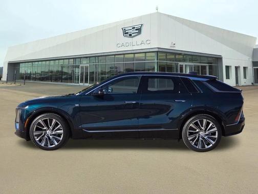 2025 Cadillac LYRIQ Luxury