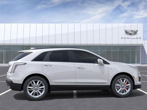2026 Cadillac XT5 Sport