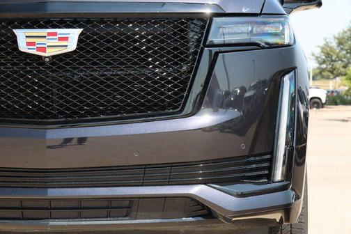 2022 Cadillac Escalade ESV Sport